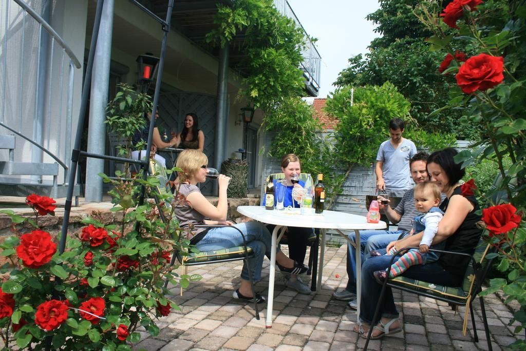 Gaestehaus Hauser Rust Buitenkant foto