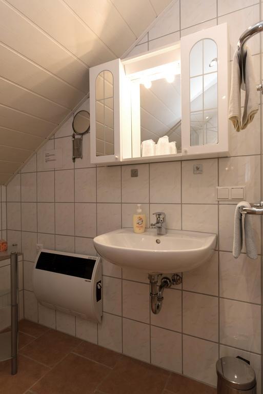 Gaestehaus Hauser Rust Buitenkant foto